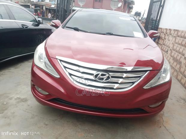 Hyundai Sonata 2014 Red