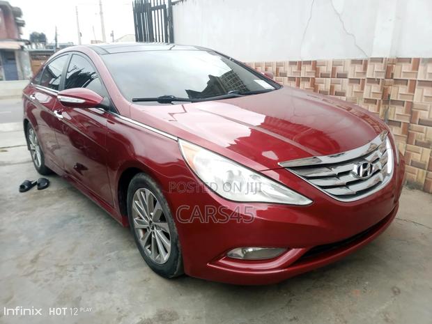 Hyundai Sonata 2014 Red