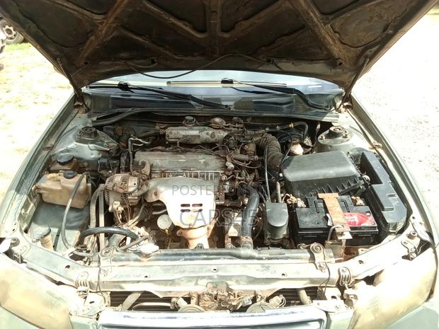 Toyota Camry 2001 Gray