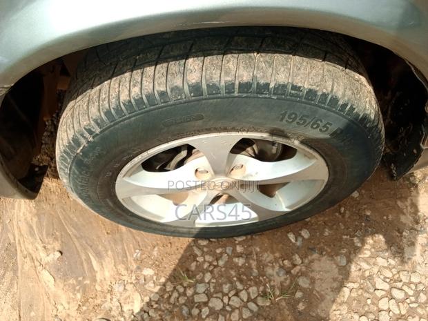 Toyota Camry 2001 Gray
