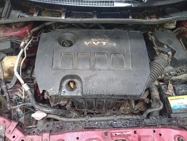 Toyota Corolla 2009 Red