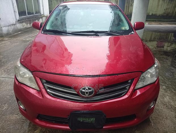 Toyota Corolla 2009 Red