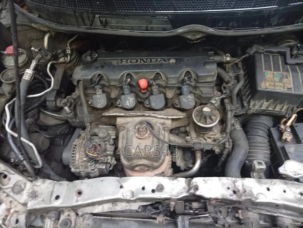 Honda Civic 2006 Silver