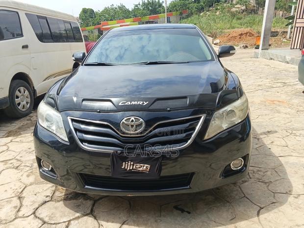 Toyota Camry 2011 Black