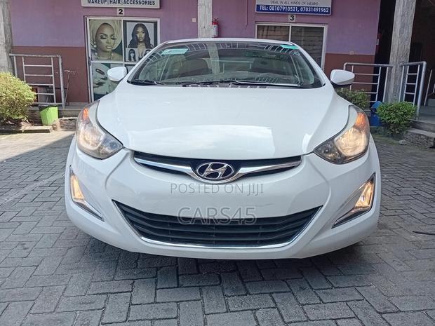 Hyundai Elantra 2014 White