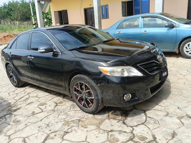 Toyota Camry 2011 Black