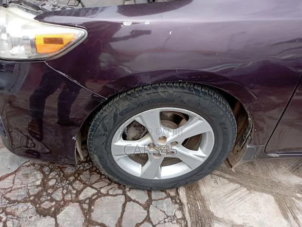 Toyota Corolla 2013 Burgandy