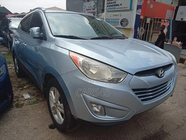 Hyundai Tucson 2013 Blue
