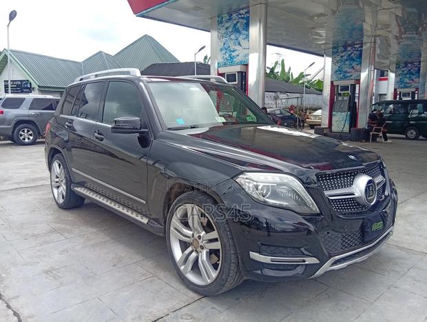 Mercedes-Benz GLK-Class 2011 Black