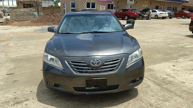 Toyota Camry 2009 Gray