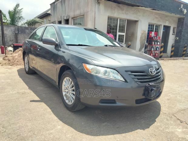 Toyota Camry 2008 Gray