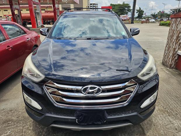 Hyundai Santa Fe 2013 Black