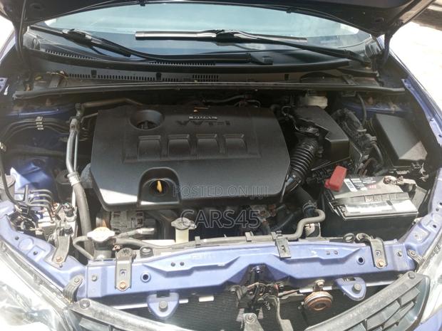 Toyota Corolla 2015 Blue