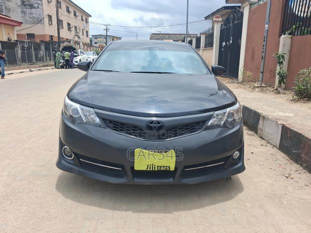 Toyota Camry 2014 Black