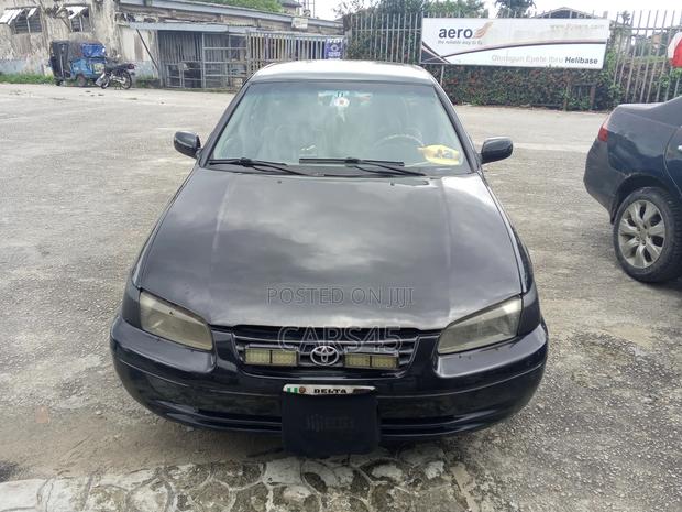 Toyota Camry LE 4dr Sedan (2.2L 4cyl 4A) 2001 Black