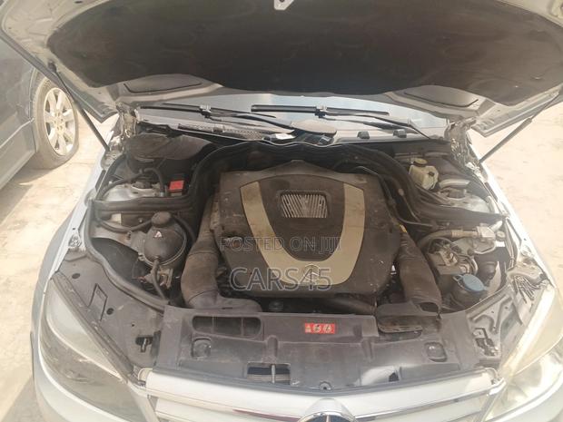 Mercedes-Benz C300 2011 Silver