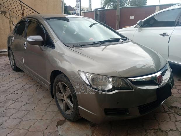 Honda Civic 2007 Gray