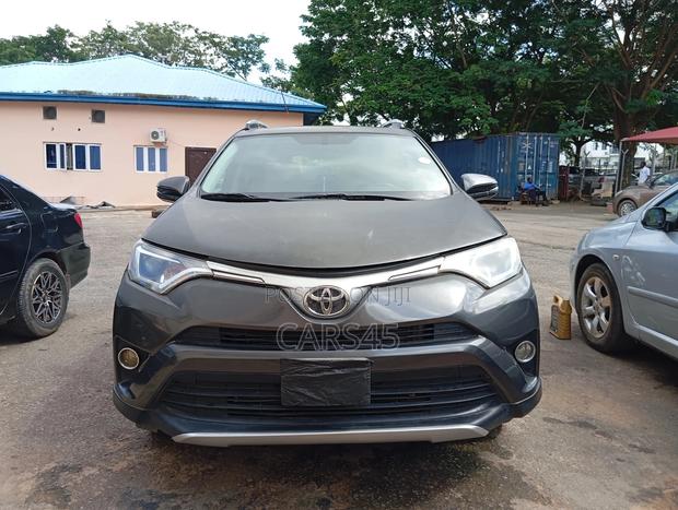 Toyota RAV4 2015 Gray