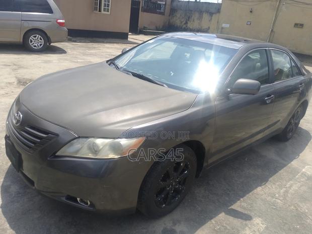Toyota Camry 2008 Gray