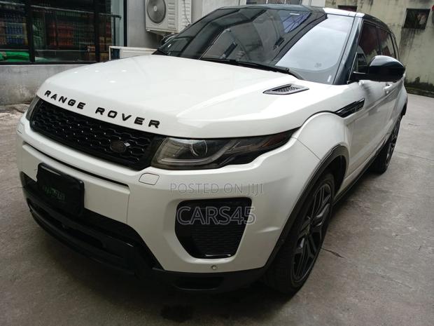 Land Rover Range Rover Evoque HSE 4x4 5-Door 2017 White