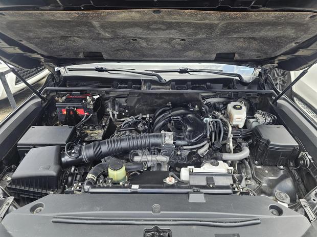 Toyota Land Cruiser 2025 Black
