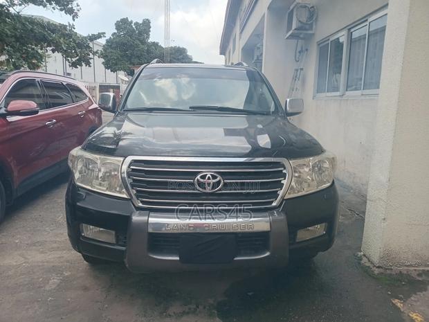 Toyota Land Cruiser 2009 Black