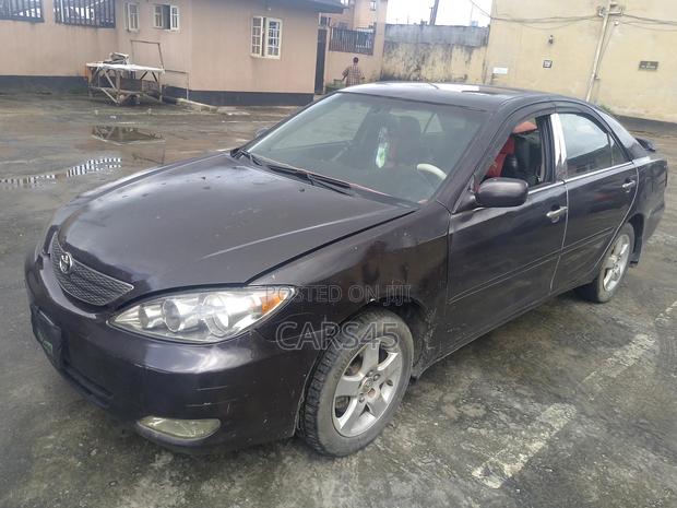 Toyota Camry 2005 Brown