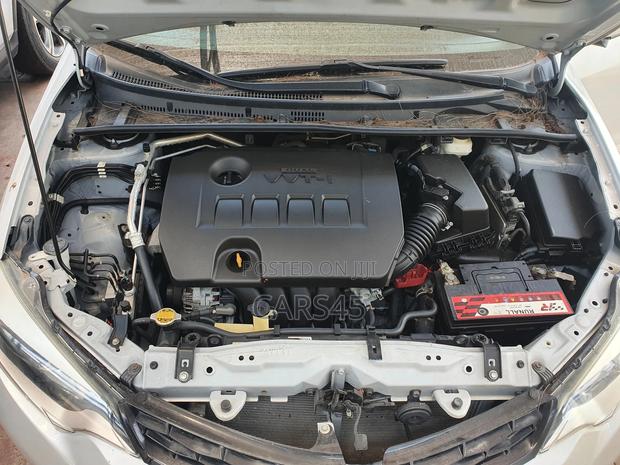 Toyota Corolla 2014 Silver