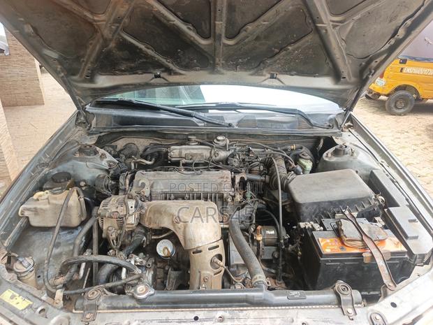 Toyota Camry 2001 Gray