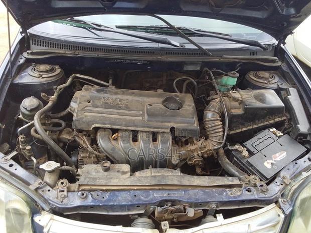 Toyota Corolla 2004 Blue