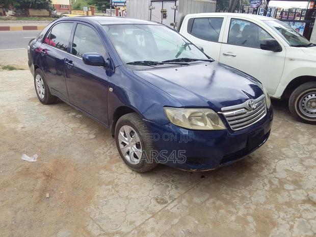 Toyota Corolla 2004 Blue
