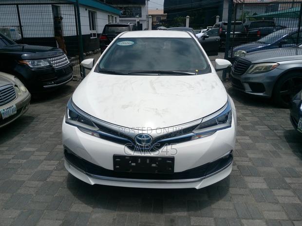 Toyota Corolla 2020 White