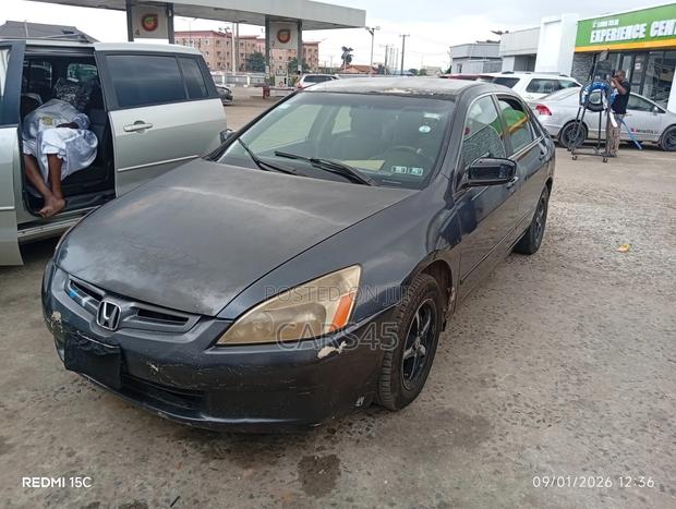 Honda Accord 2005 Gray