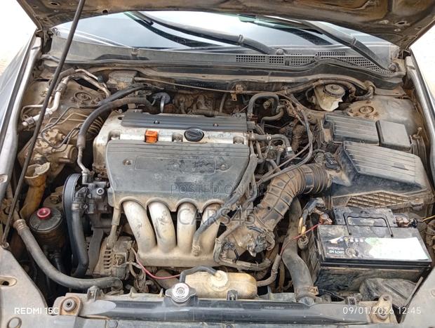 Honda Accord 2005 Gray