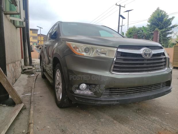 Toyota Highlander 2014 Green