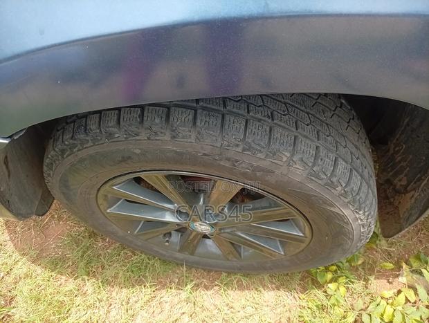 Toyota RAV4 2010 Blue