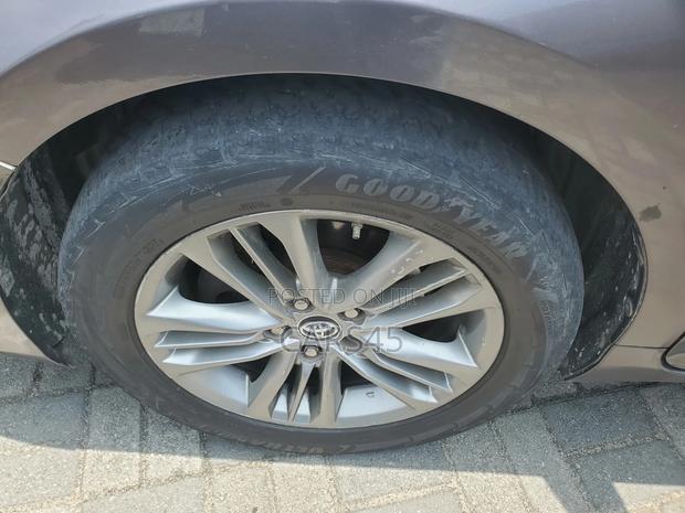 Toyota Camry 2015 Gray