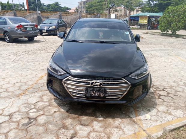 Hyundai Elantra 2017 Black