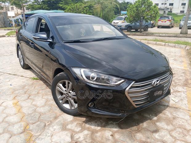 Hyundai Elantra 2017 Black