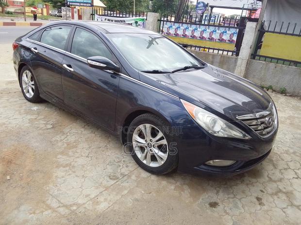 Hyundai Sonata 2013 Blue