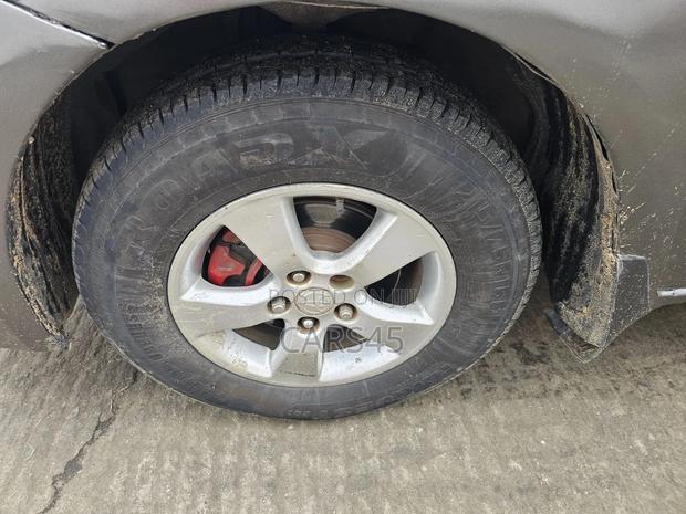 Toyota Sienna 2006 Gray
