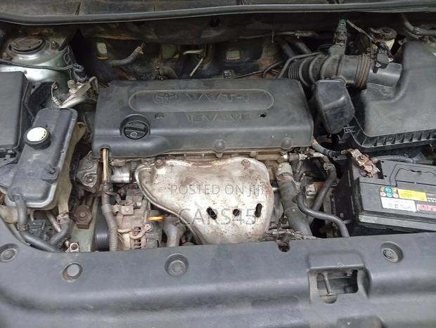 Toyota RAV4 2006 Green