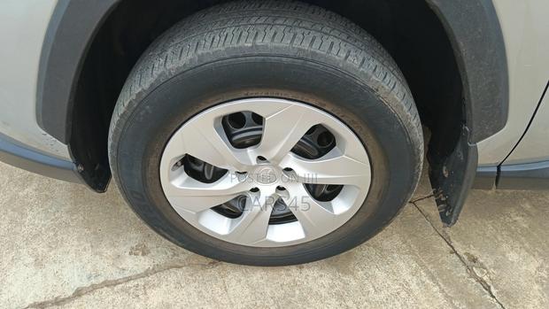 Toyota RAV4 LE AWD 2025 Silver