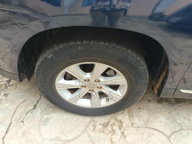Toyota Highlander 2012 Blue