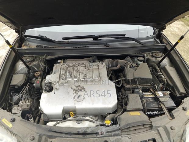 Lexus ES 2014 Gray