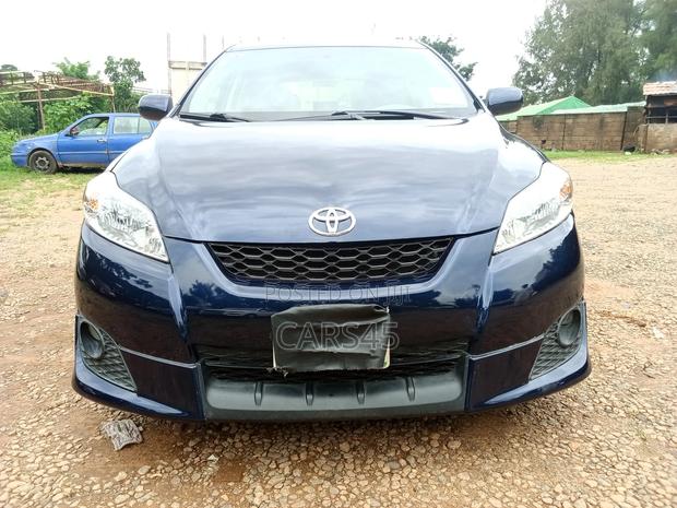Toyota Matrix 2010 Blue