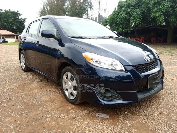 Toyota Matrix 2010 Blue