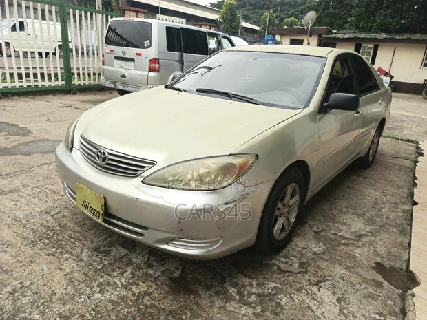 Toyota Camry 2006 Silver