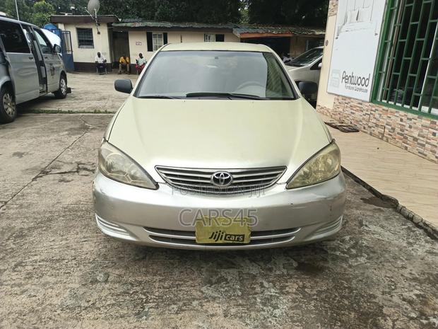 Toyota Camry 2006 Silver