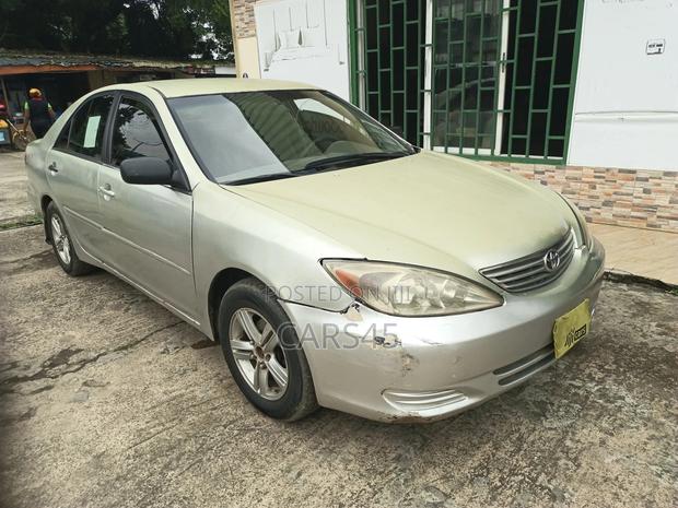 Toyota Camry 2006 Silver
